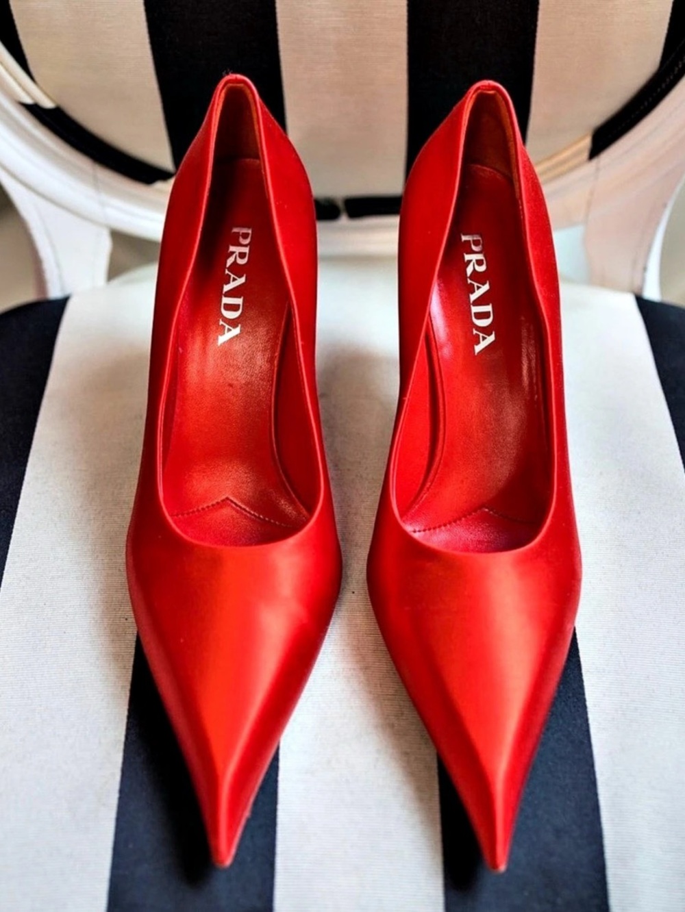 Prada Satin Pointed-Toe Pumps Red EU 37.5